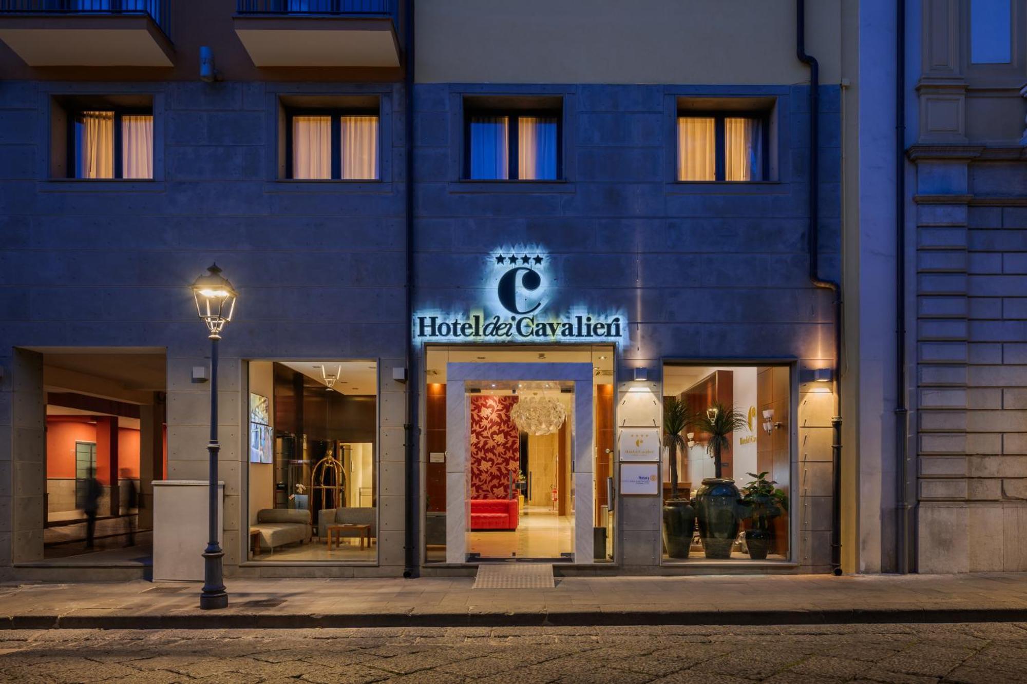 Hotel Dei Cavalieri Caserta - La Reggia Exterior foto